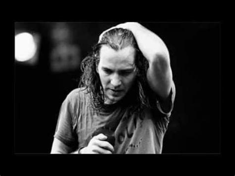 Pearl Jam ~~ Black ♥ .